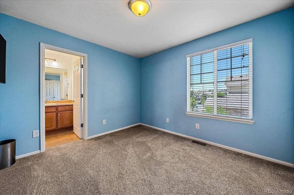 24765 E Crestline Place Aurora CO 80016