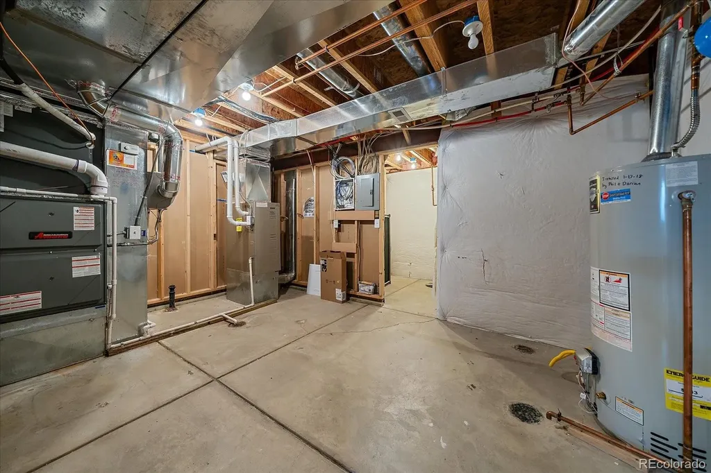 24765 E Crestline Place Aurora CO 80016
