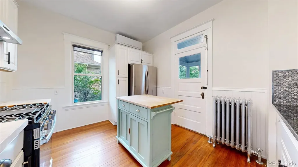 685 S Grant Street Denver CO 80209