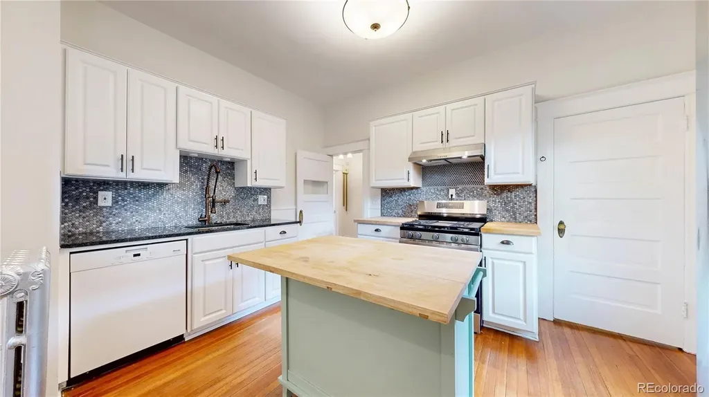 685 S Grant Street Denver CO 80209