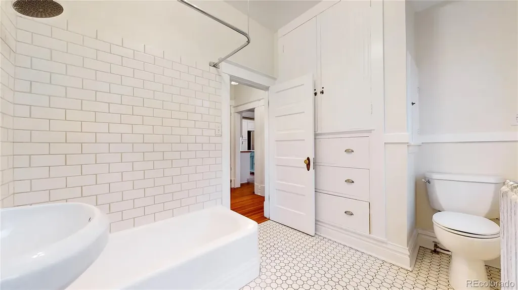 685 S Grant Street Denver CO 80209