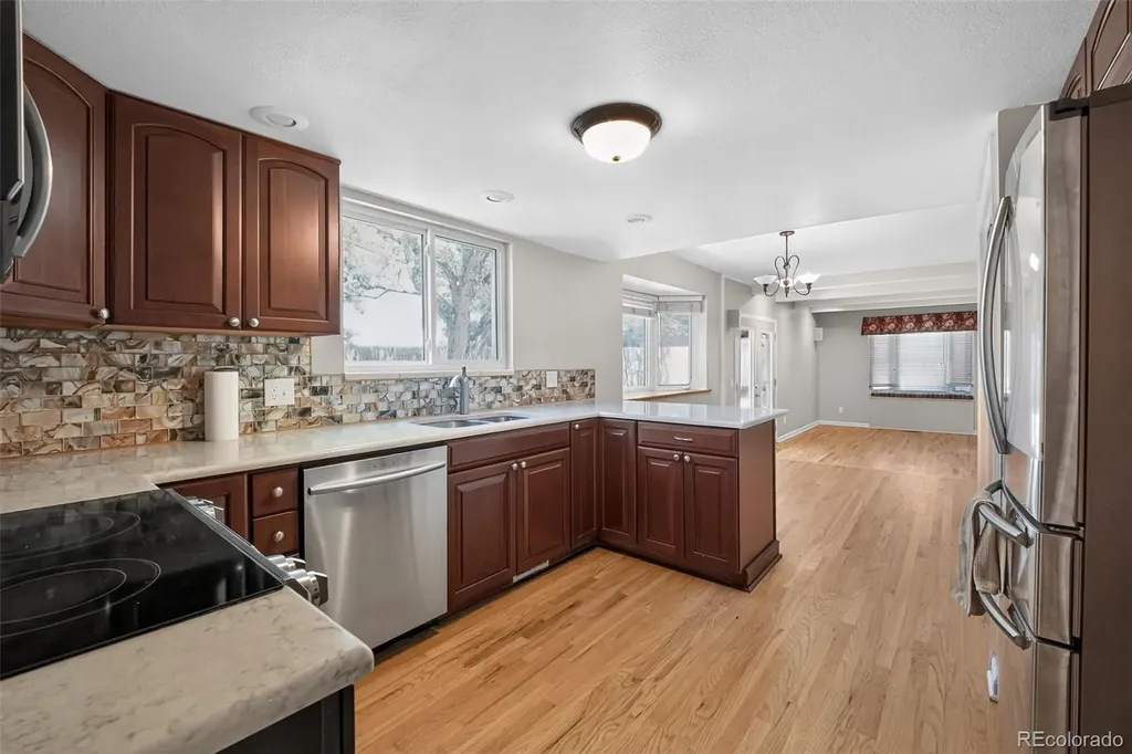 8047 W Harvard Drive Denver CO 80227