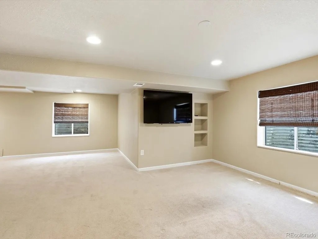 9432 La Quinta Way Lone Tree CO 80124