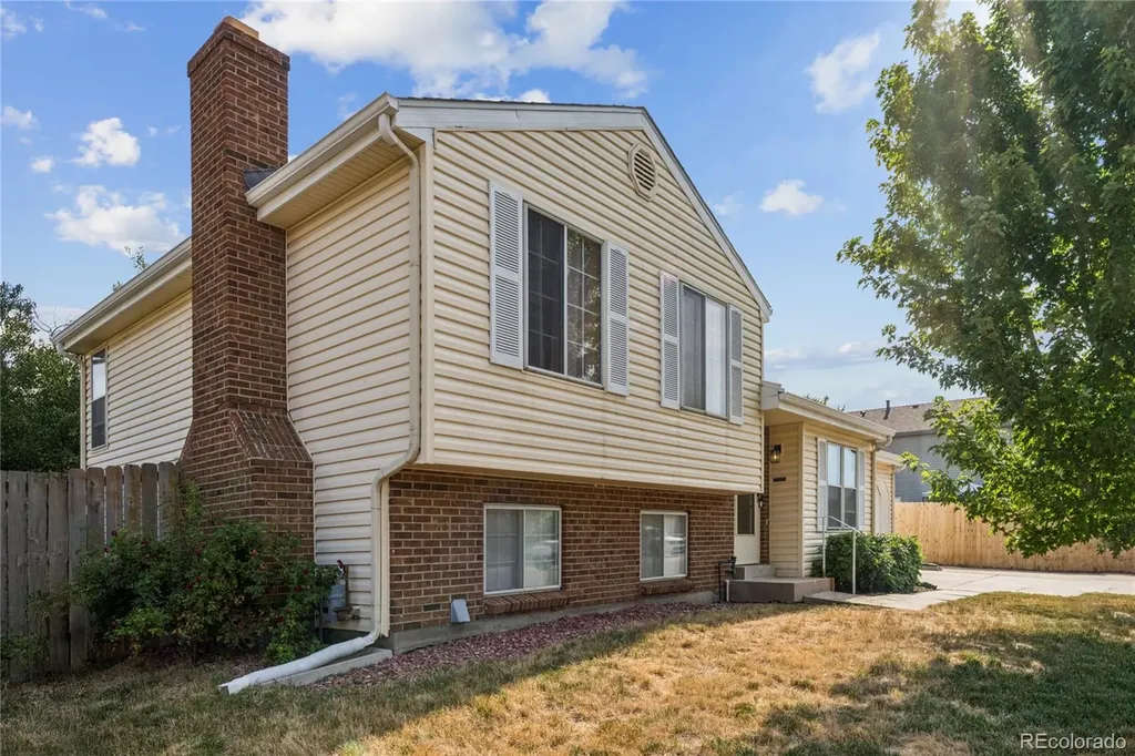 17156 E Progress Circle Aurora CO 80015