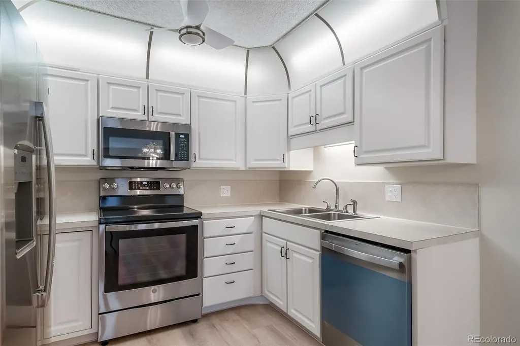 3082 S Wheeling Way Aurora CO 80014