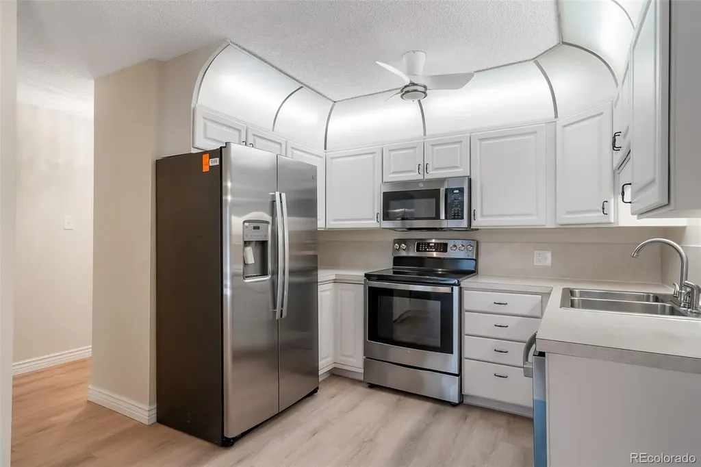 3082 S Wheeling Way Aurora CO 80014