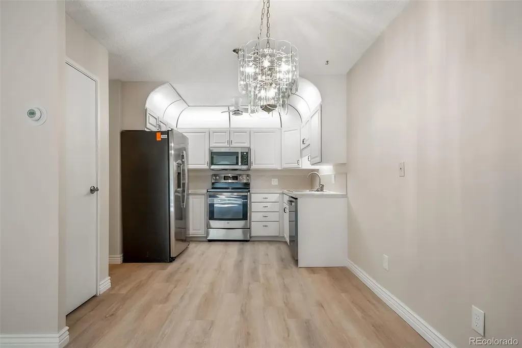 3082 S Wheeling Way Aurora CO 80014