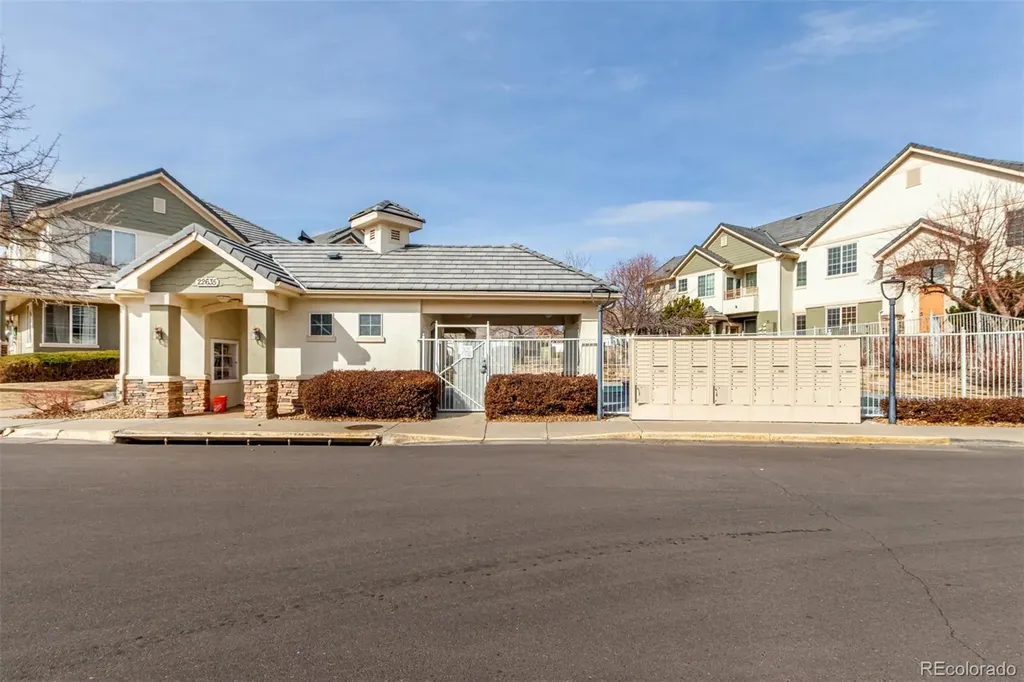 22545 E Ontario Drive Aurora CO 80016