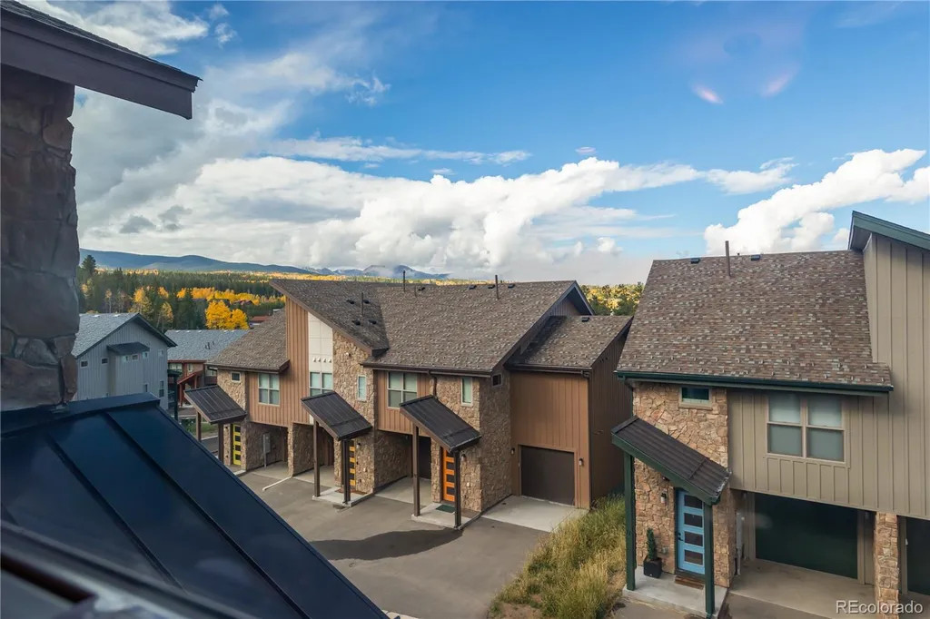 12 Stagecoach Way Fraser CO 80442