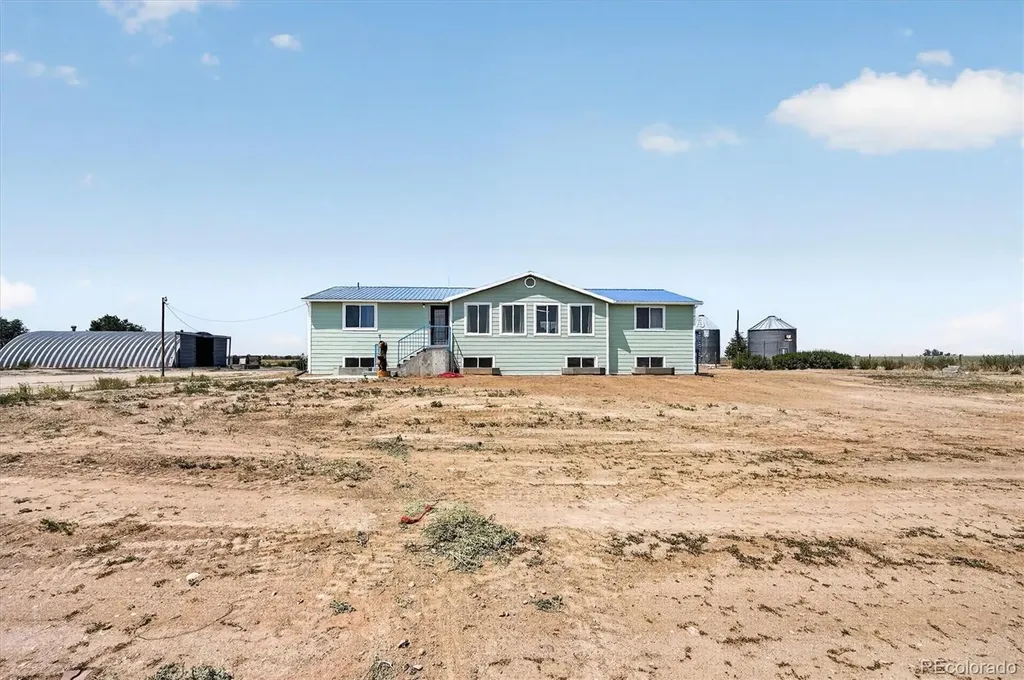 32189 County Road 16 Keenesburg CO 80643