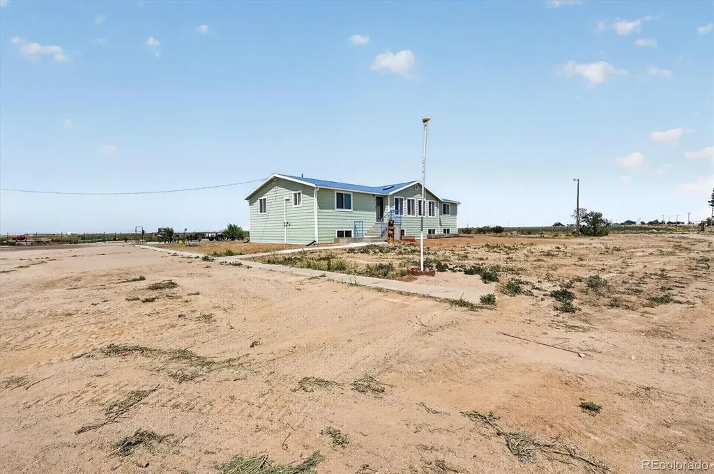 32189 County Road 16 Keenesburg CO 80643