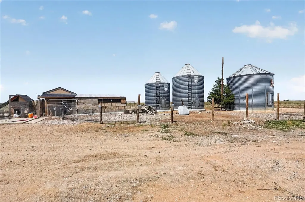 32189 County Road 16 Keenesburg CO 80643