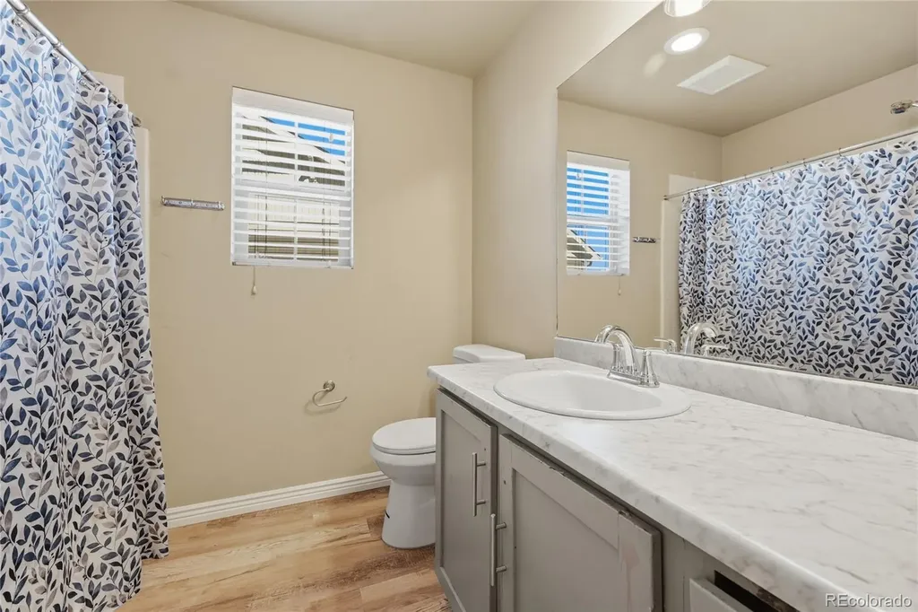 18261 E 47th Drive Denver CO 80249