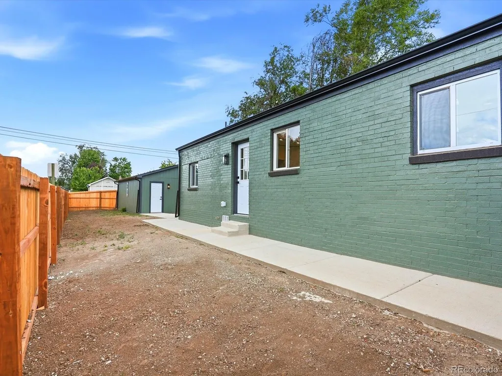 3150 W Alaska Place Denver CO 80219