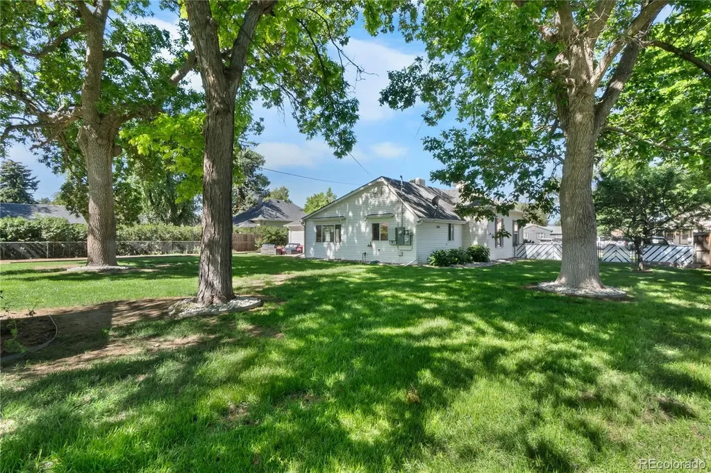 4444 S Lincoln Street Englewood CO 80113