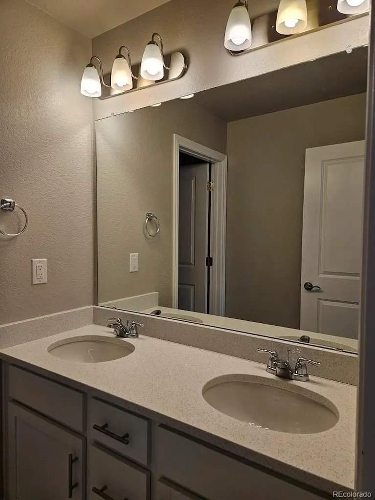 7244 S Scottsburg Way Aurora CO 80016