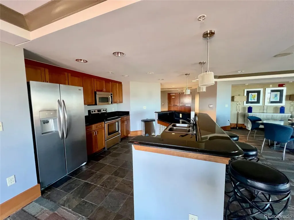 8100 E Union Avenue Denver CO 80237