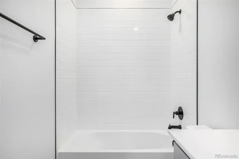 5688 N Killarney Court Aurora CO 80019