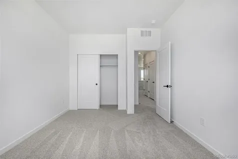 5688 N Killarney Court Aurora CO 80019