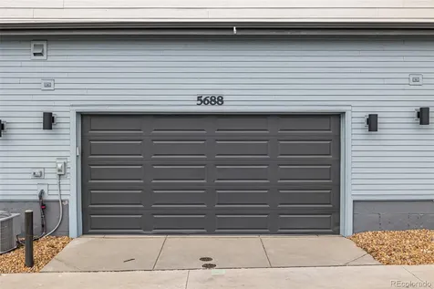 5688 N Killarney Court Aurora CO 80019