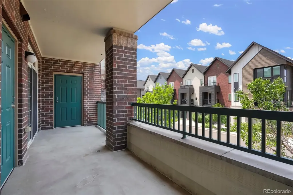 3852 S Dallas Street Aurora CO 80014