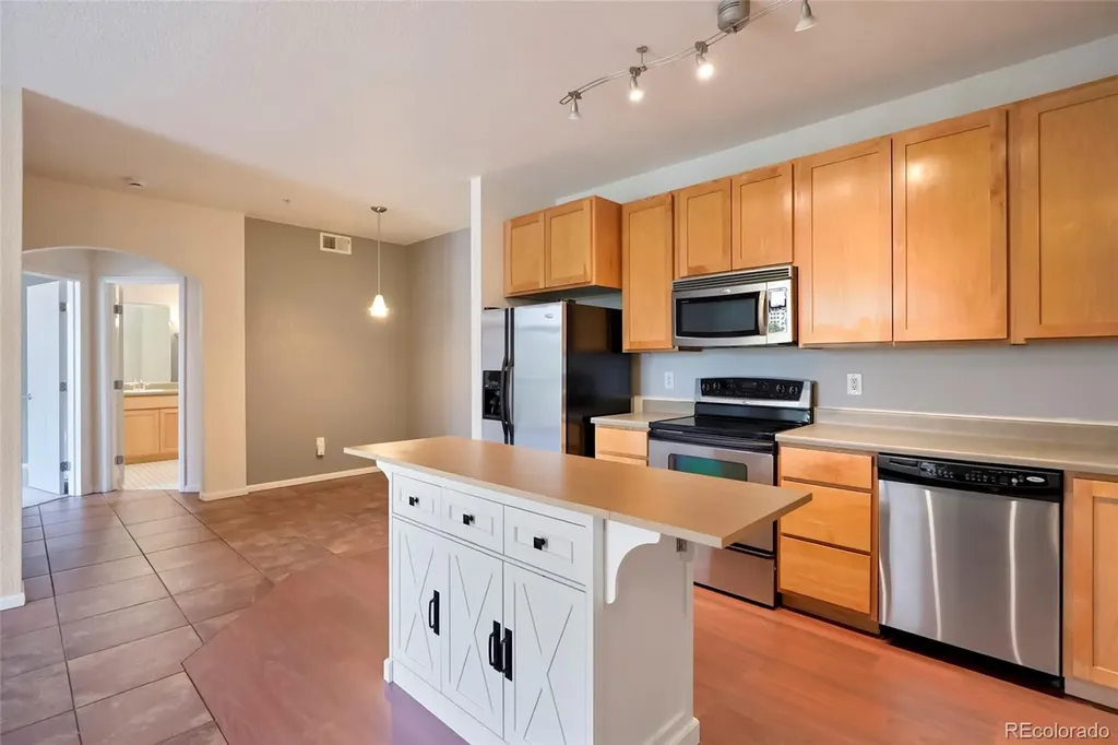 3852 S Dallas Street Aurora CO 80014
