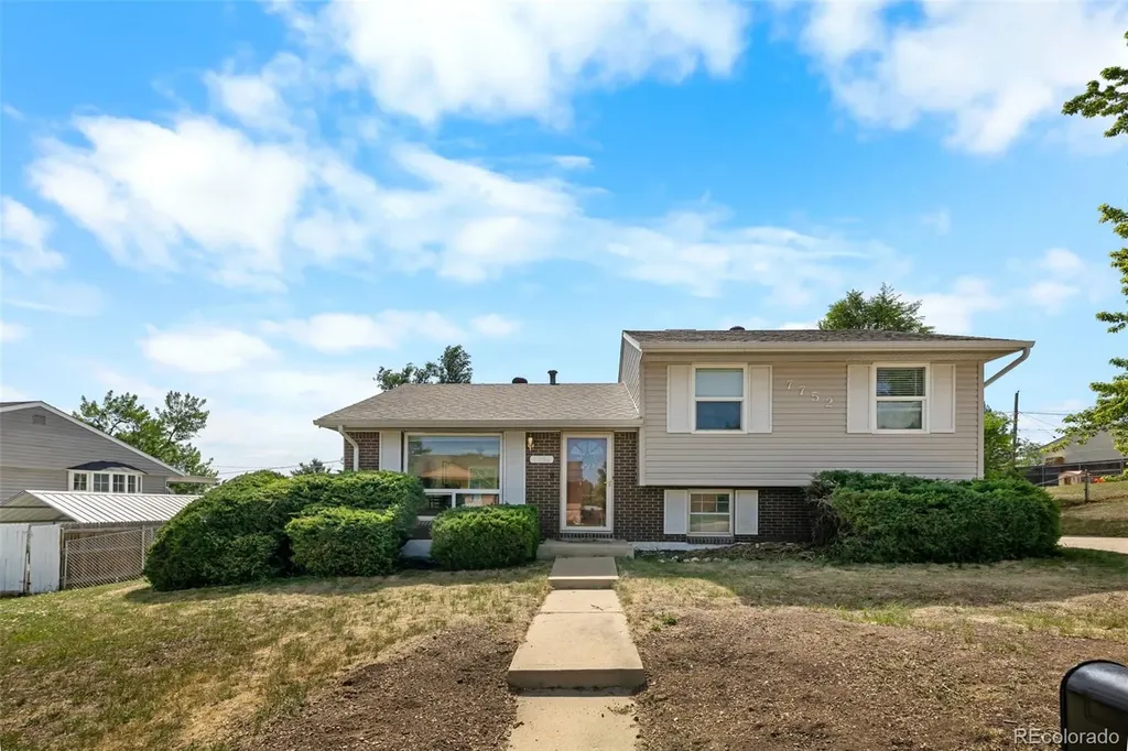 7752 Saulsbury Street Arvada CO 80003