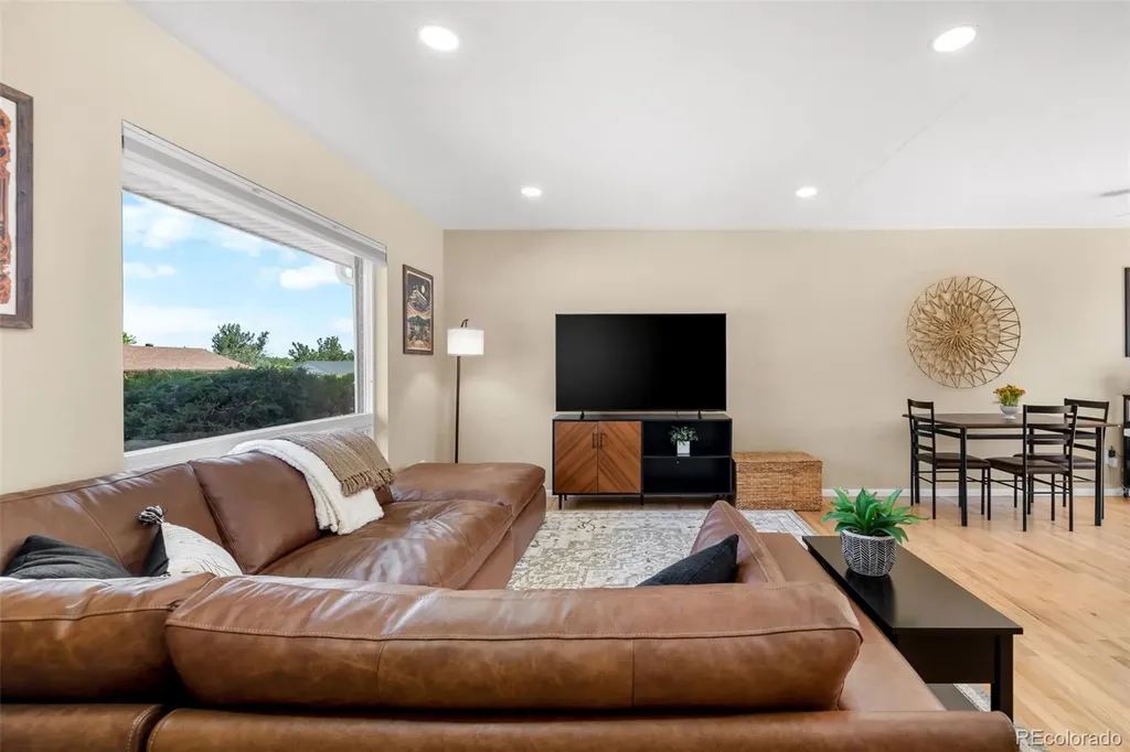 7752 Saulsbury Street Arvada CO 80003