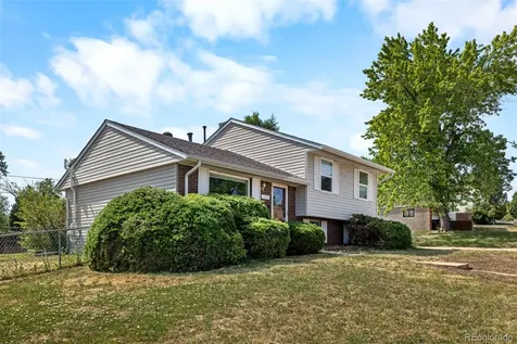 7752 Saulsbury Street Arvada CO 80003