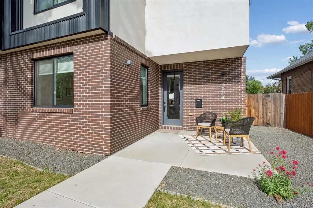 4018 Zuni Street Denver CO 80211