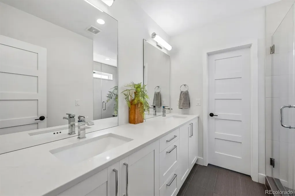 4018 Zuni Street Denver CO 80211