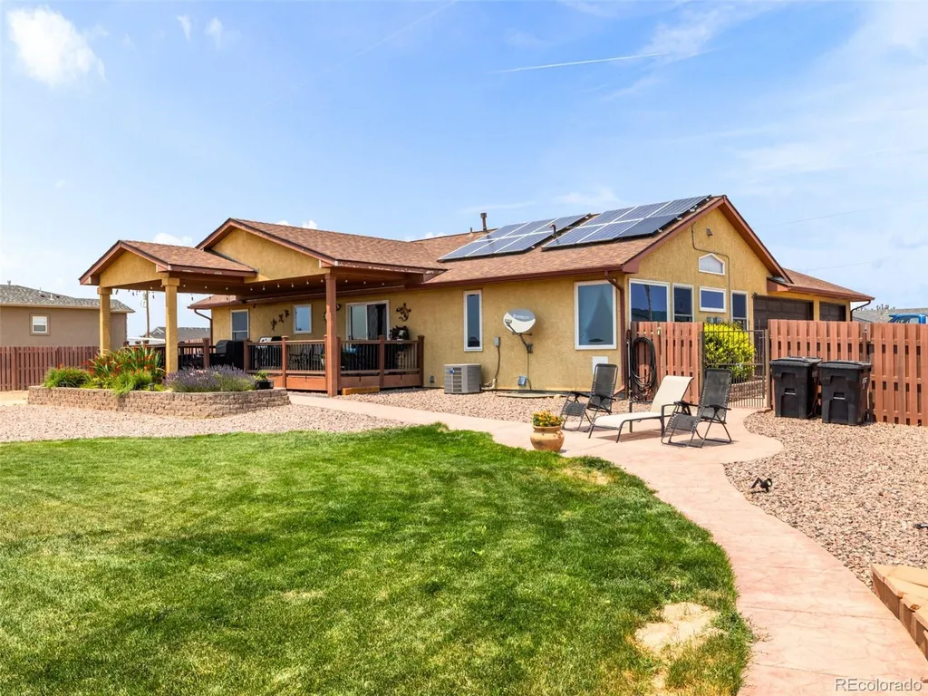 734 E Marigold Drive Pueblo CO 81007