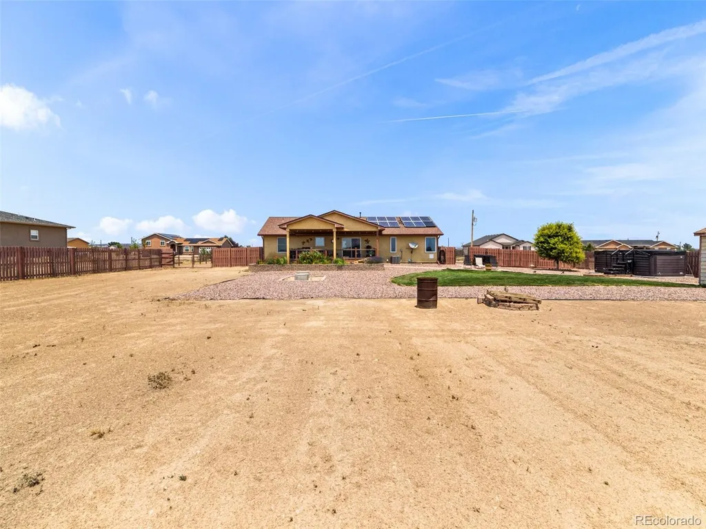 734 E Marigold Drive Pueblo CO 81007