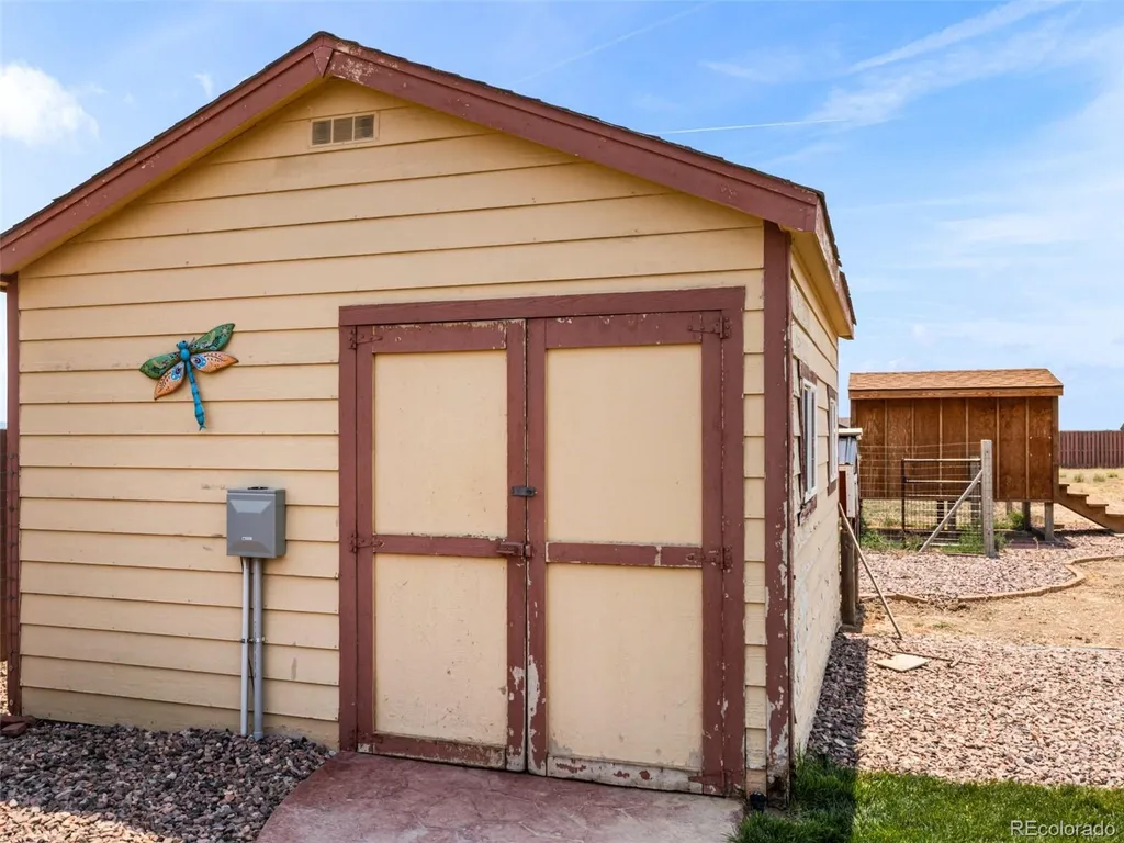 734 E Marigold Drive Pueblo CO 81007