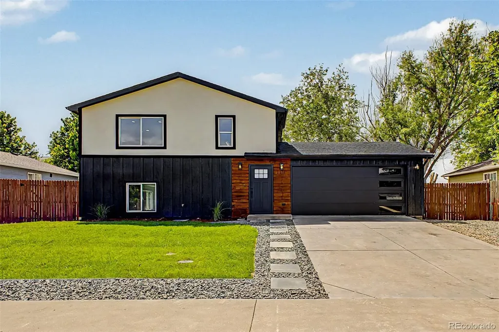 2211 Aspen Avenue Greeley CO 80631