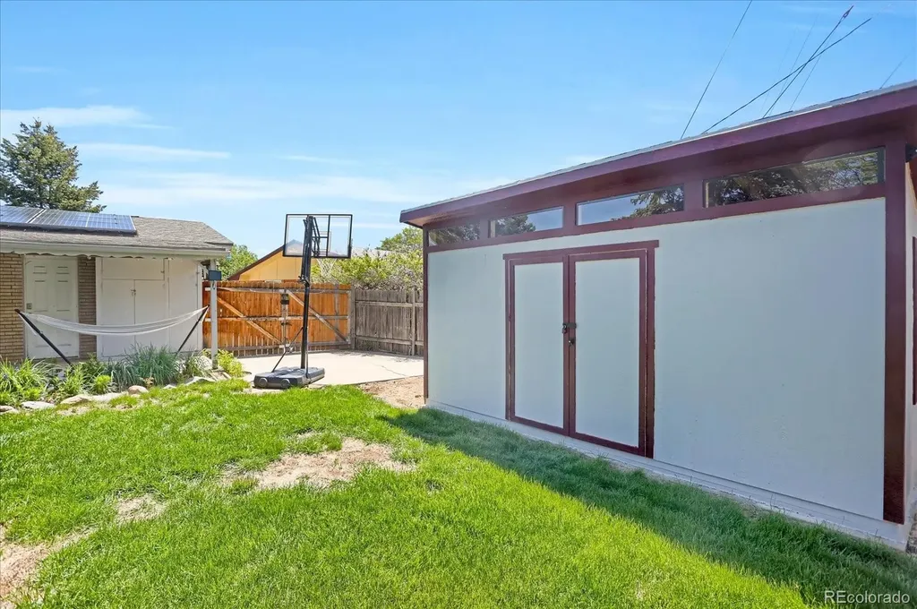 9581 Green Court Westminster CO 80031