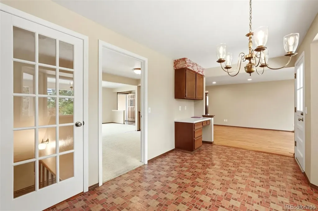 5477 W Hinsdale Place Littleton CO 80128