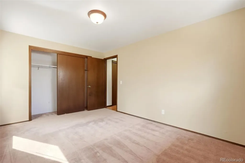 5477 W Hinsdale Place Littleton CO 80128