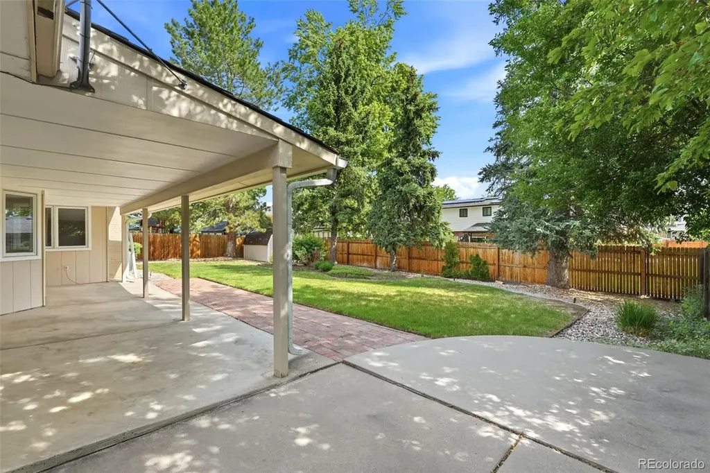 5477 W Hinsdale Place Littleton CO 80128