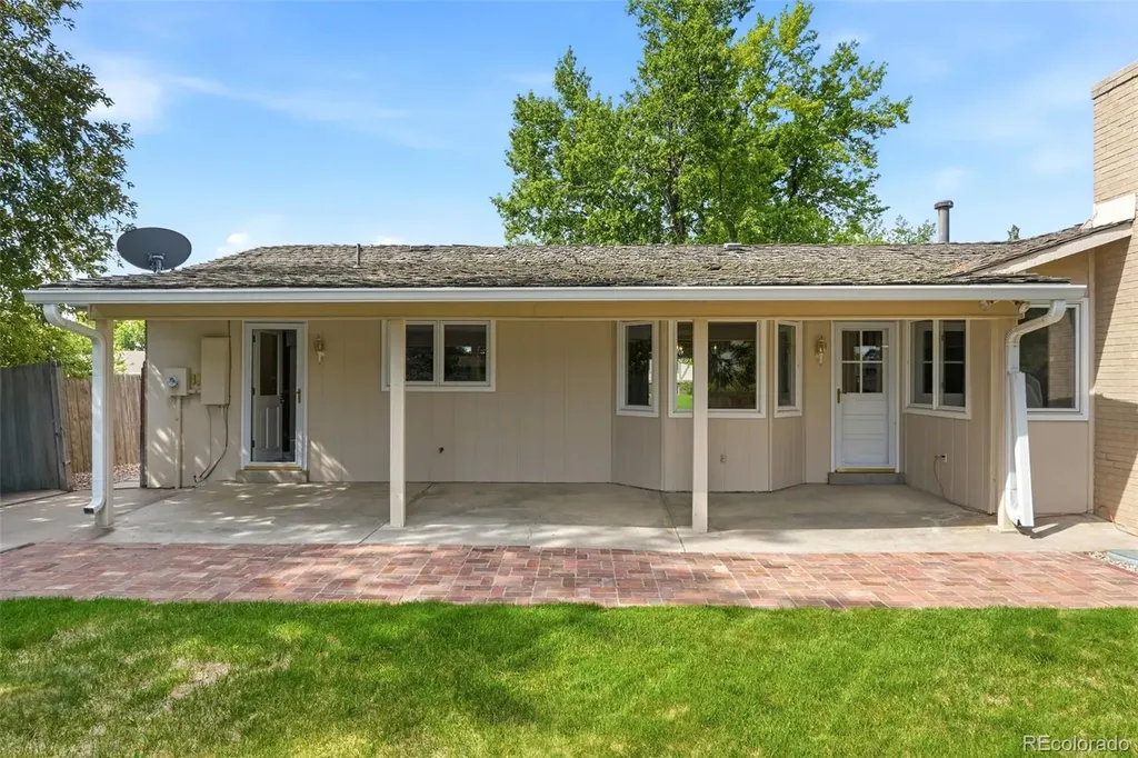 5477 W Hinsdale Place Littleton CO 80128