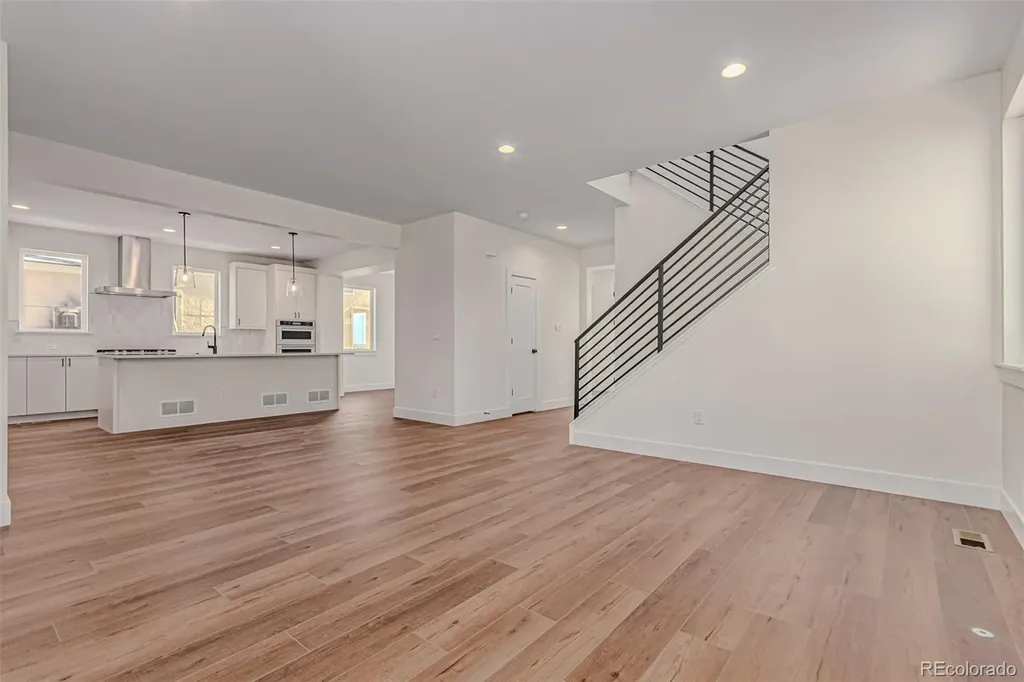 763 Mountain Drive Longmont CO 80503