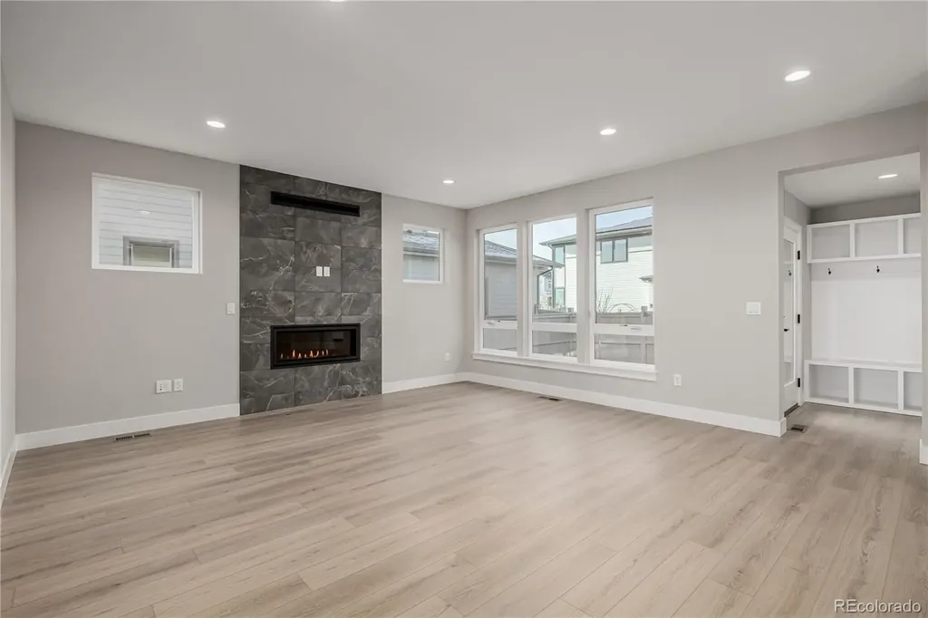 759 Mountain Drive Longmont CO 80503