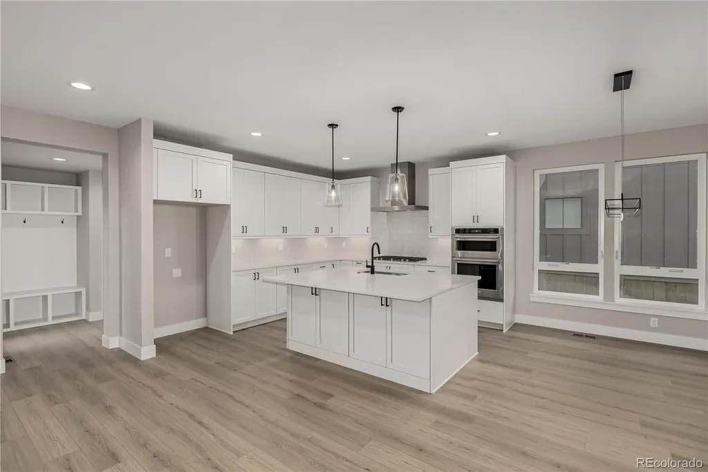 759 Mountain Drive Longmont CO 80503