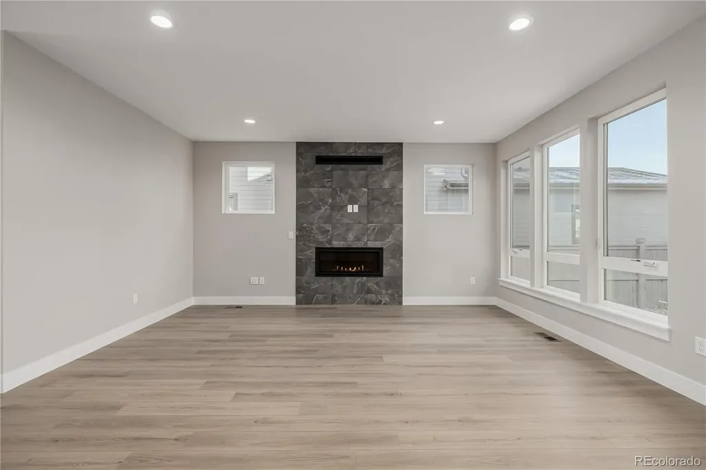 759 Mountain Drive Longmont CO 80503