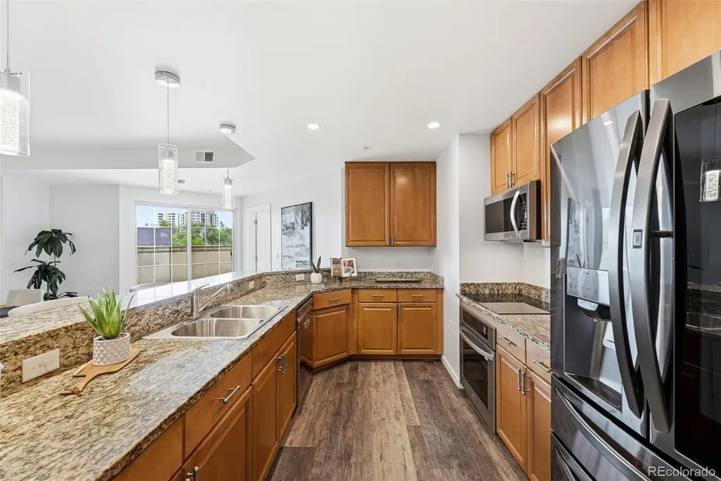 925 N Lincoln Street Denver CO 80203