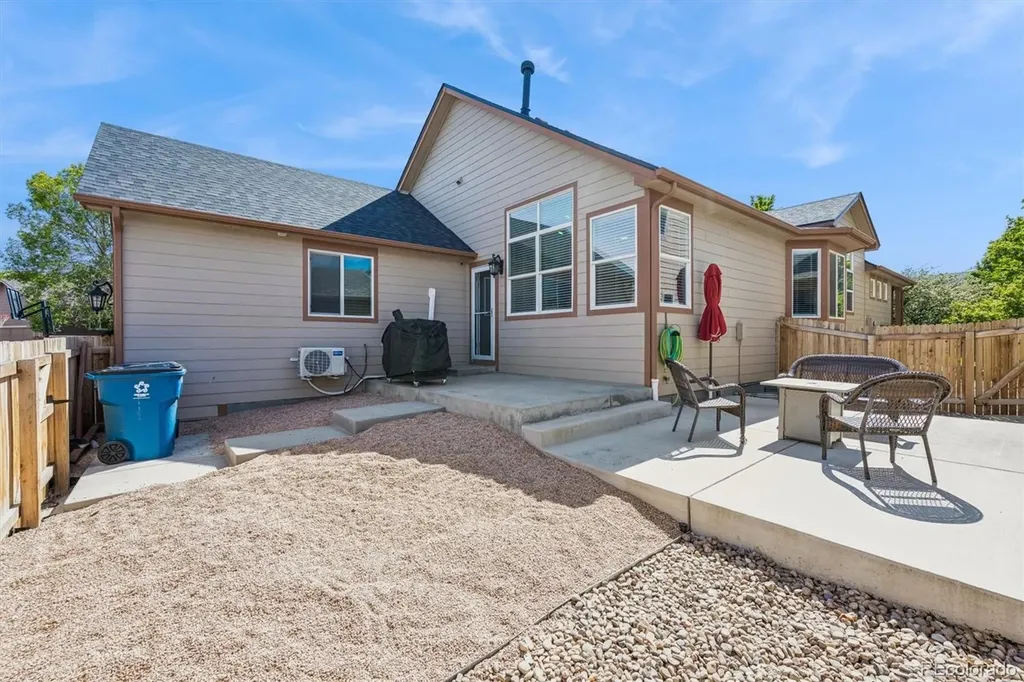 11096 Newark Street Commerce City CO 80640