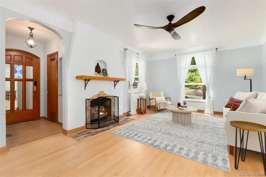 1595 S Downing Street Denver CO 80210