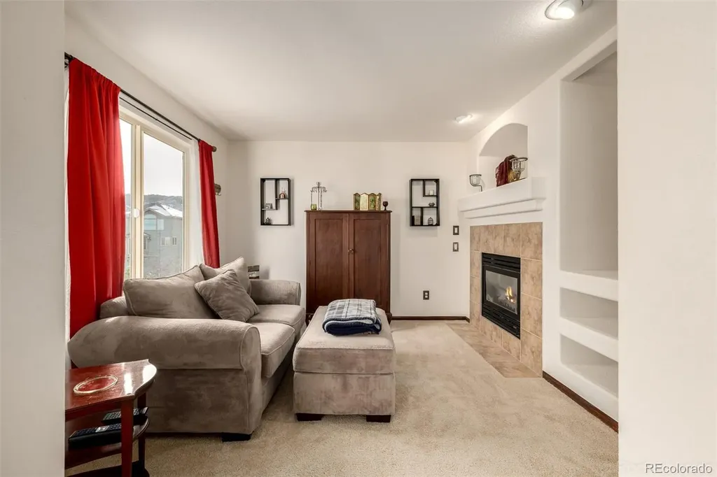 9832 N Crystal Lake Drive Littleton CO 80125