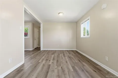 1297 Worchester Street Aurora CO 80011
