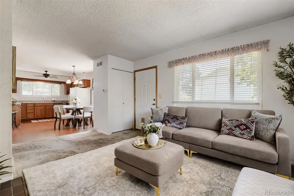 1272 S Troy Street Aurora CO 80012